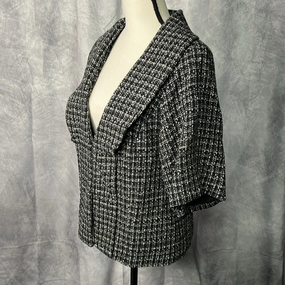 Apt. 9 Cropped Tweed Blazer Black, Grey and White - size Medium - Picture 4 of 14